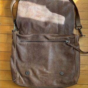 Roots Dark Brown Leather Messenger Bag